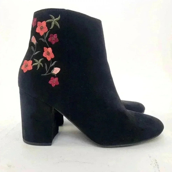 Floral Suede Chunky Block Heel Shootie Booties - 9 - Picture 2 of 11